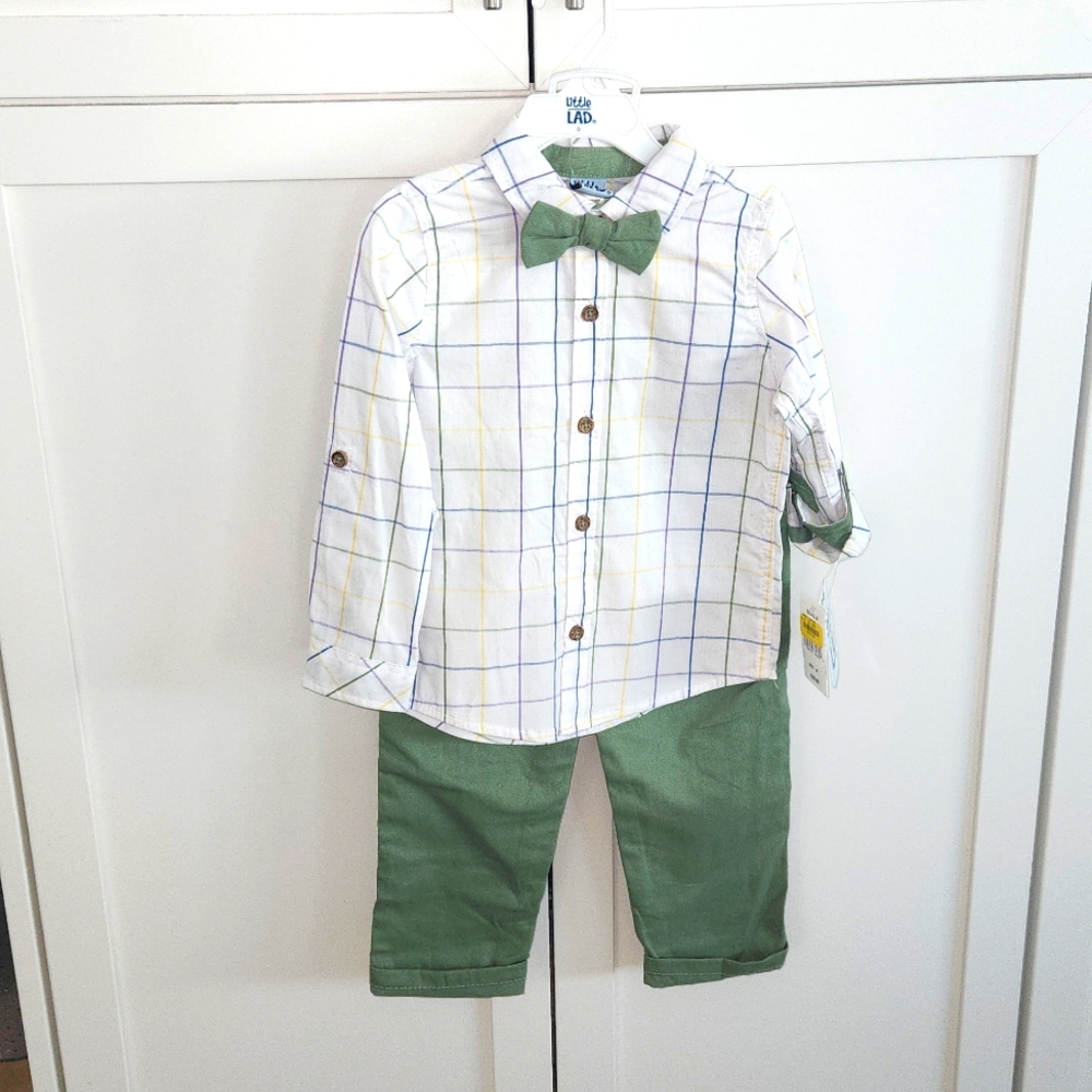 Boy's 3 piece suit (Pants, bow tie and shirt)